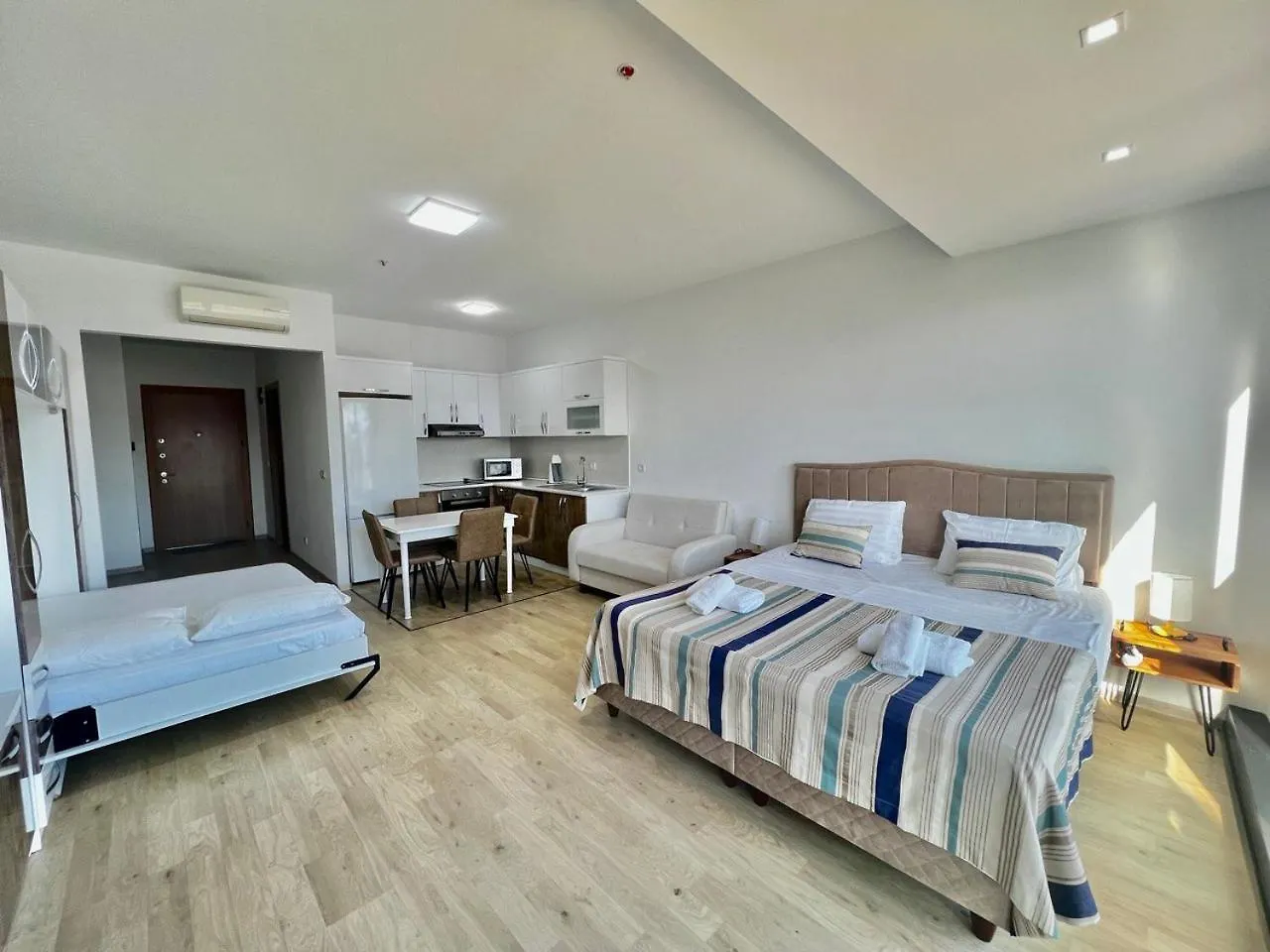 Apartments With Sea And Mountain Views, Portа Batumi Tower
